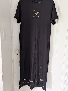 Vintage Black Casual Short-Sleeve Maxi Dress with Subtle Animal Motif